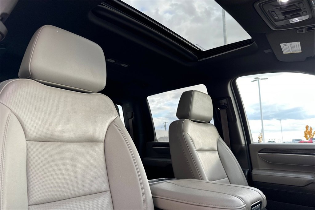 Used 2024 Chevrolet Silverado 3500 LTZ w/ LTZ Convenience Package image 17