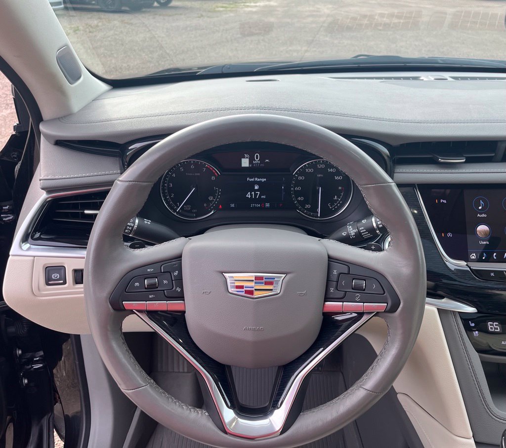 Used 2025 Cadillac XT6 Premium Luxury w/ LPO, Floor Liner Package AWD/4WD image 22