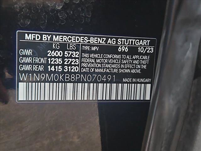 Used 2023 Mercedes-Benz EQB 300 4MATIC image 25