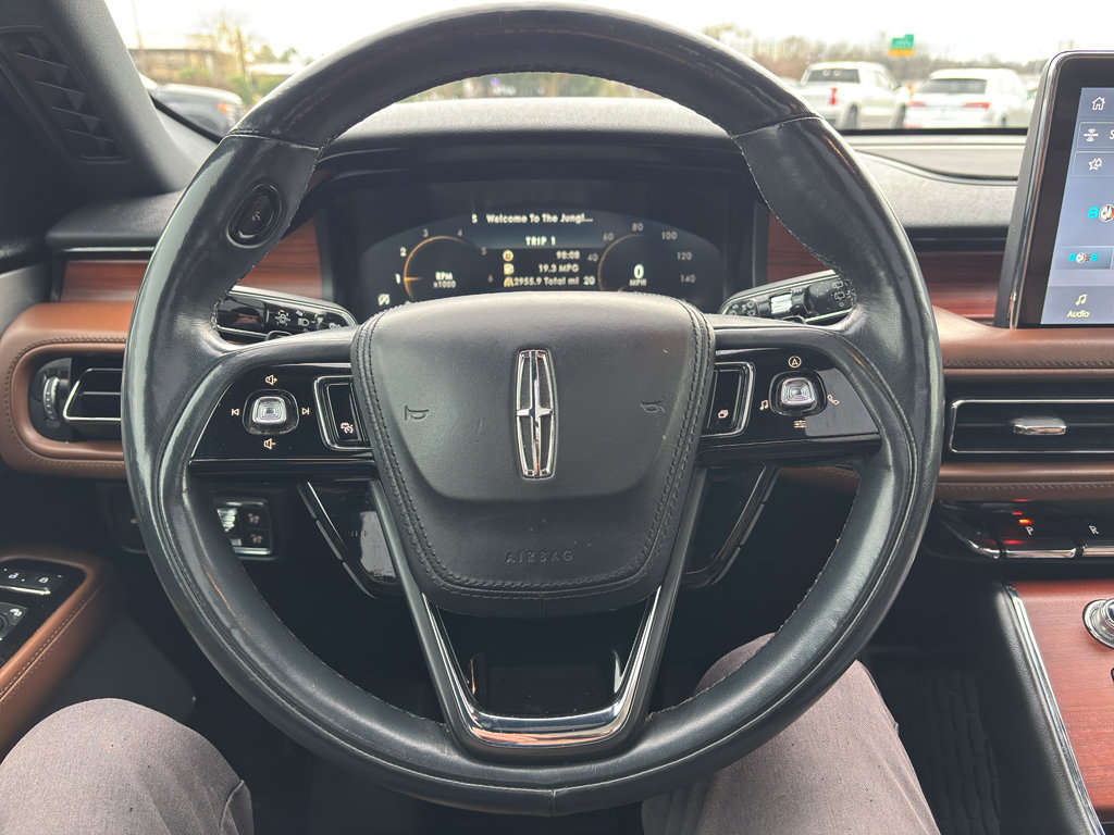 Used 2021 Lincoln Aviator Reserve w/ Equipment Group 202A image 12