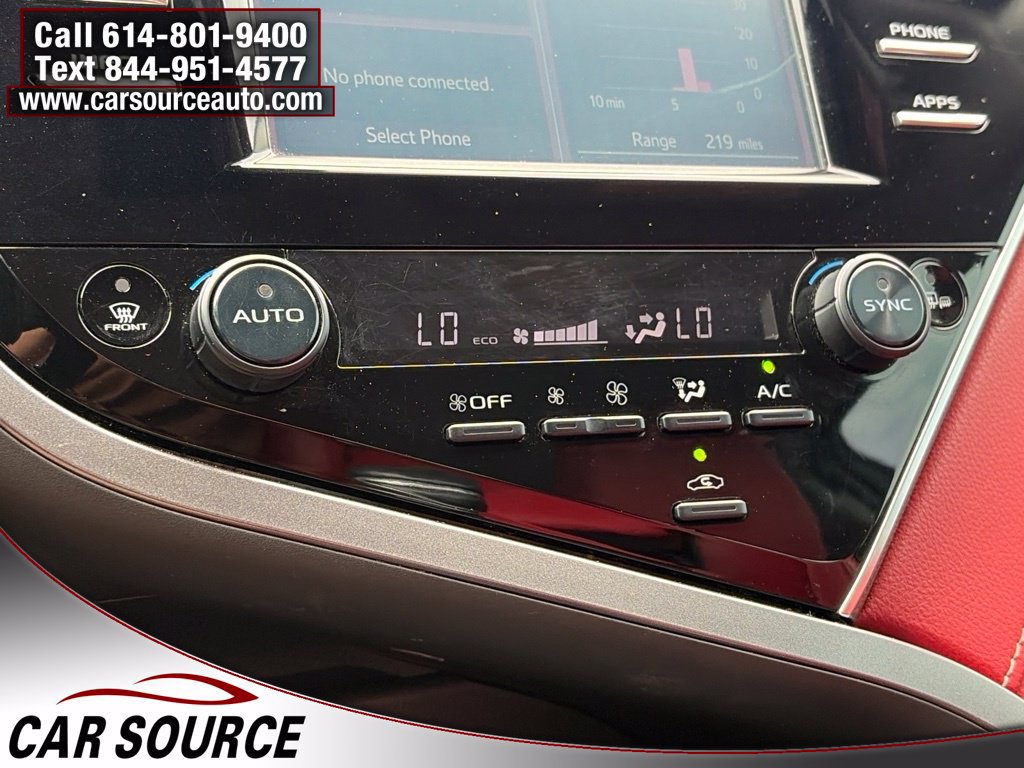 Used 2018 Toyota Camry XSE FWD image 19