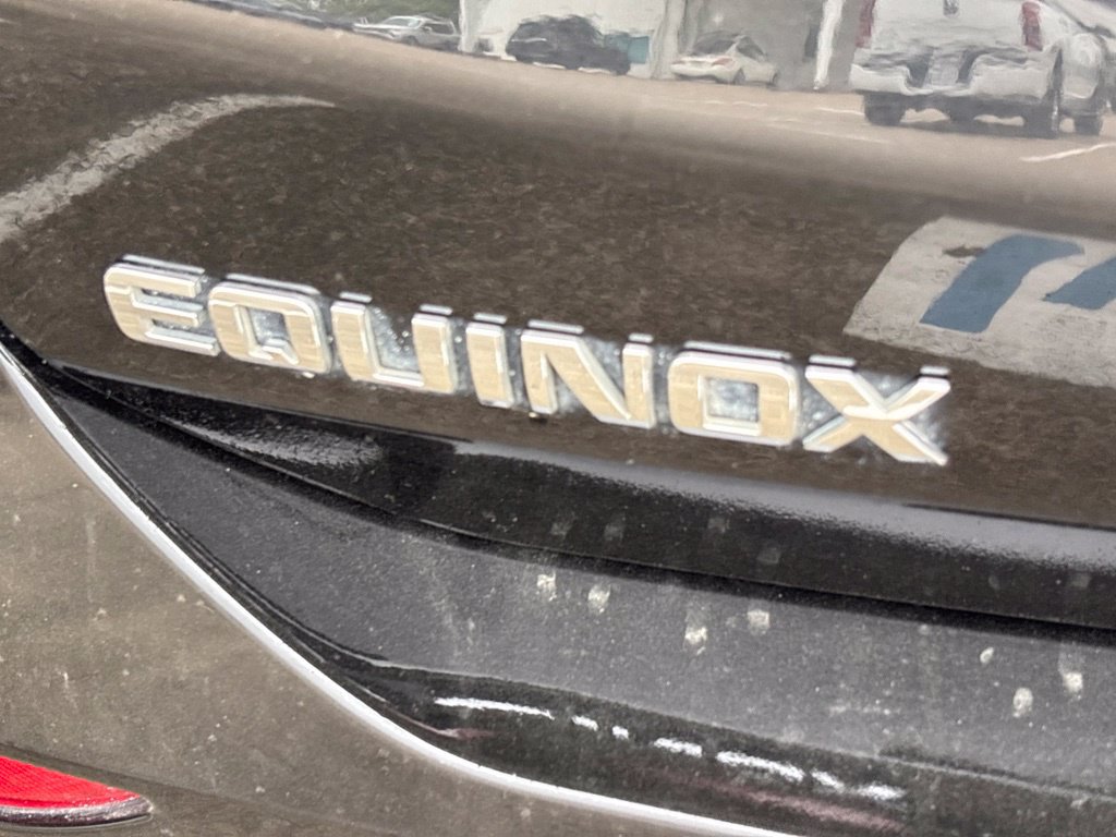 Used 2024 Chevrolet Equinox LT w/ LPO, Floor Liner Package FWD image 10