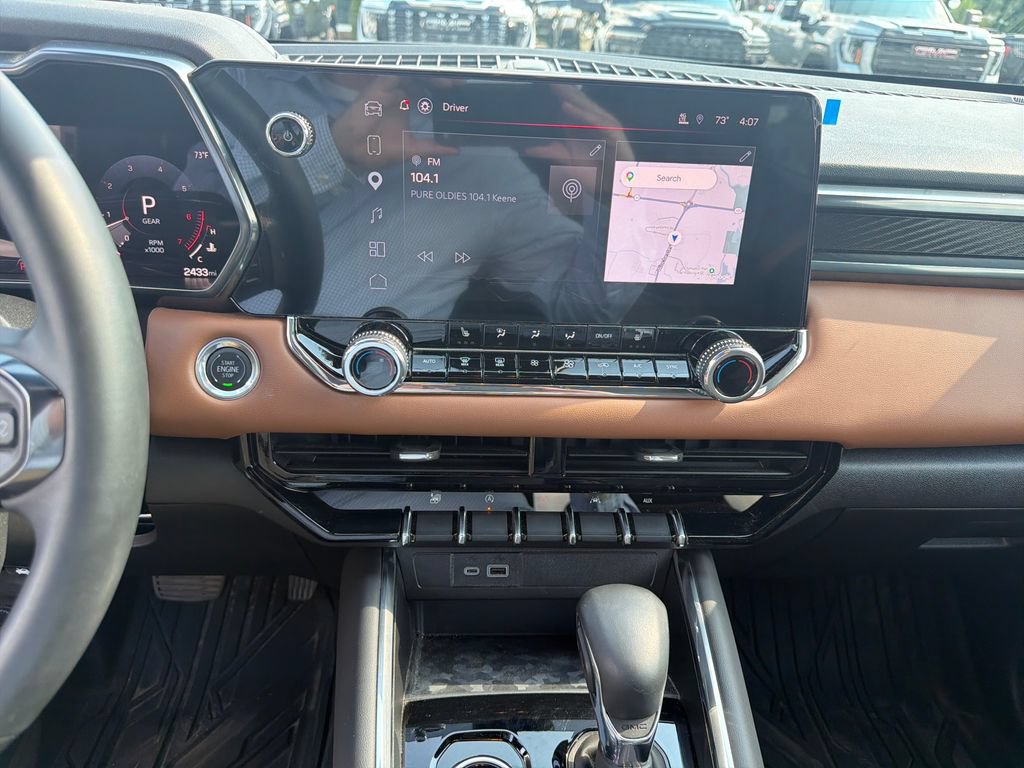 Used 2026 GMC Canyon AT4 AWD/4WD image 17