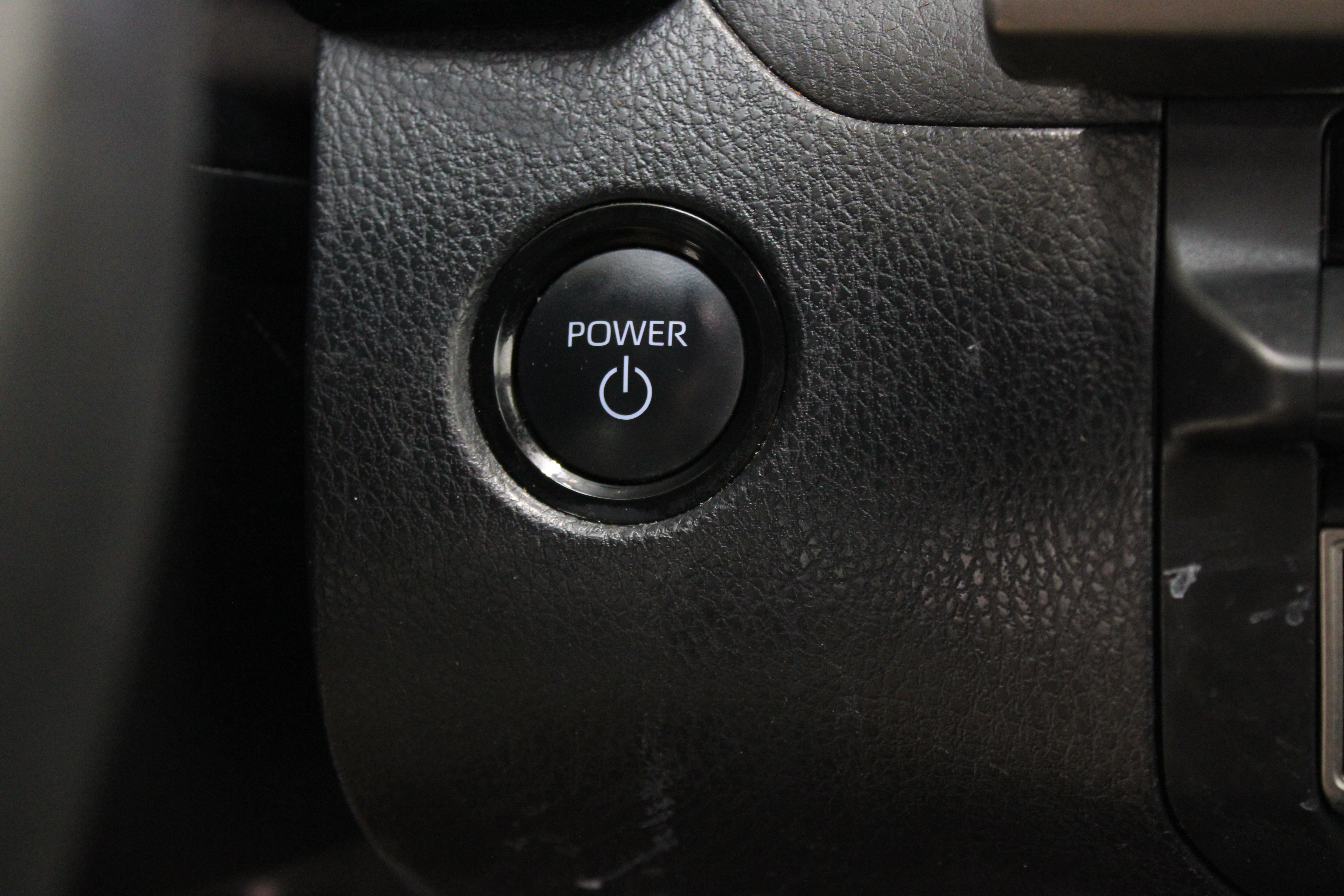 Certified 2025 Toyota Camry SE FWD image 17