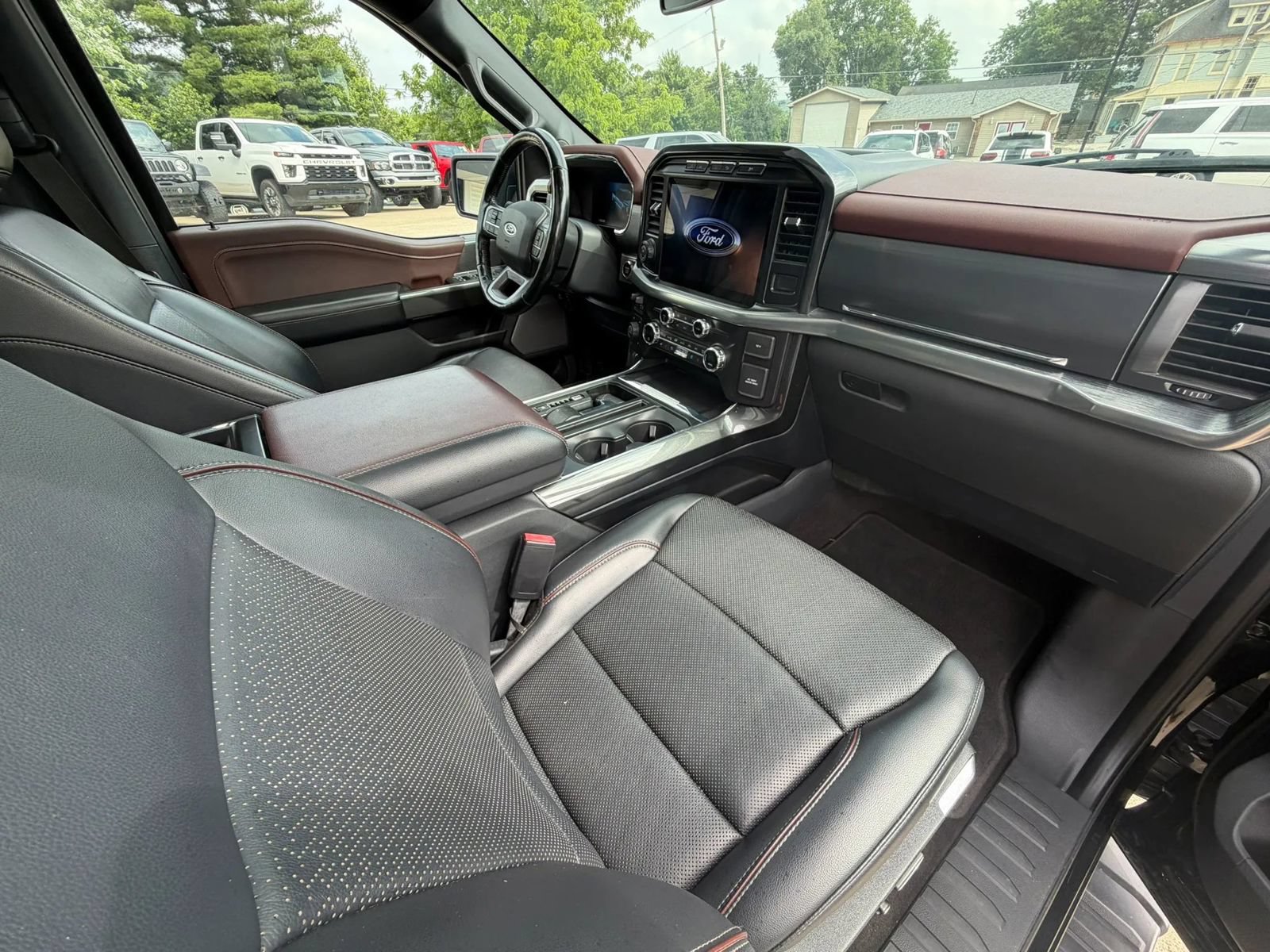 Used 2021 Ford F150 Lariat w/ Equipment Group 502A High AWD/4WD image 8