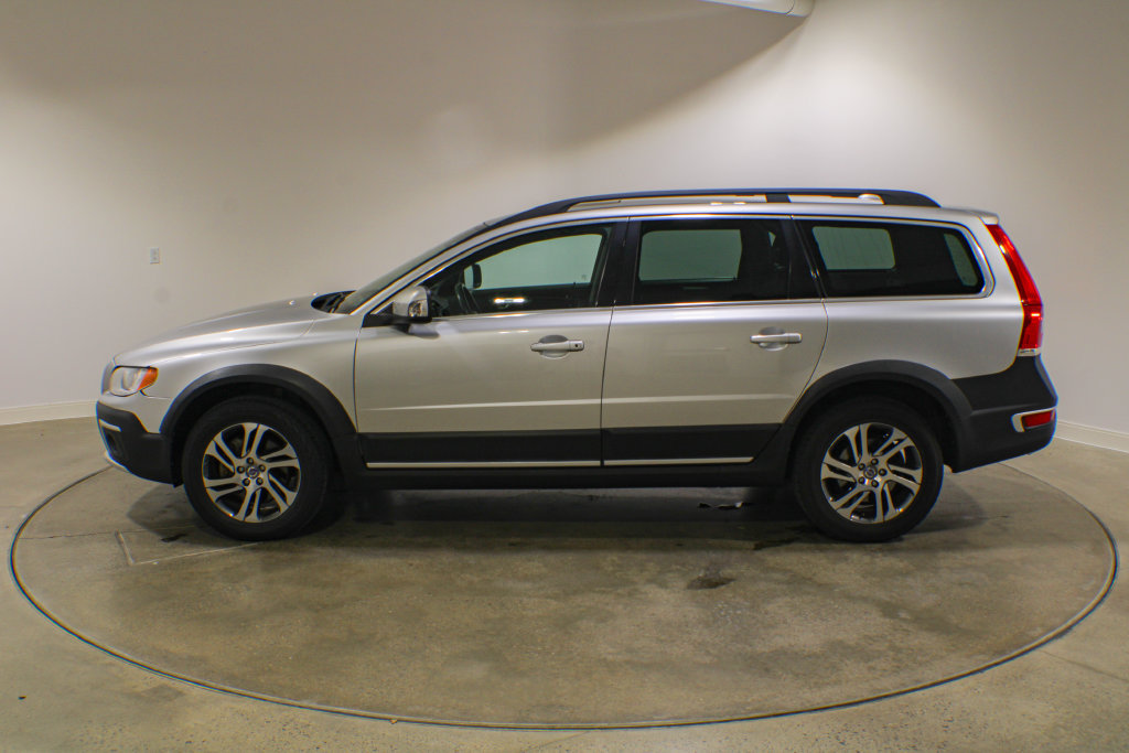 Used 2015 Volvo XC70 3.2 Premier AWD/4WD image 2