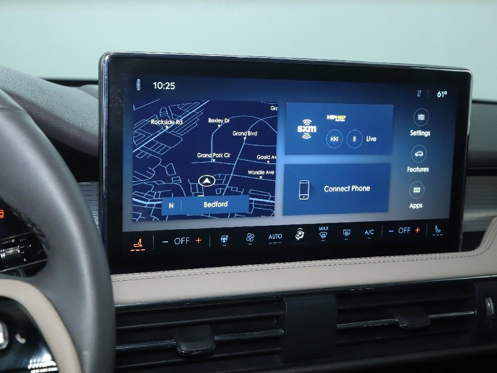 Certified 2023 Lincoln Corsair AWD w/ Equipment Group 101A image 24