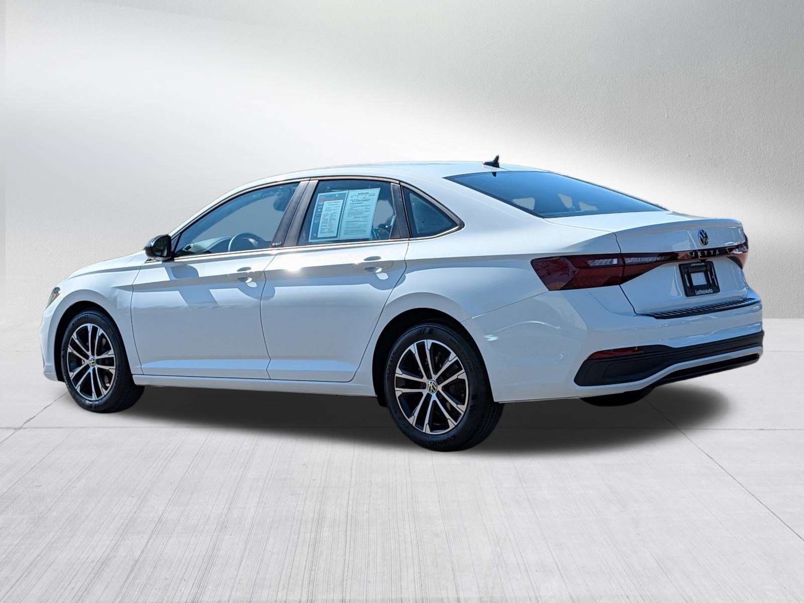 Used 2025 Volkswagen Jetta Sport FWD image 5