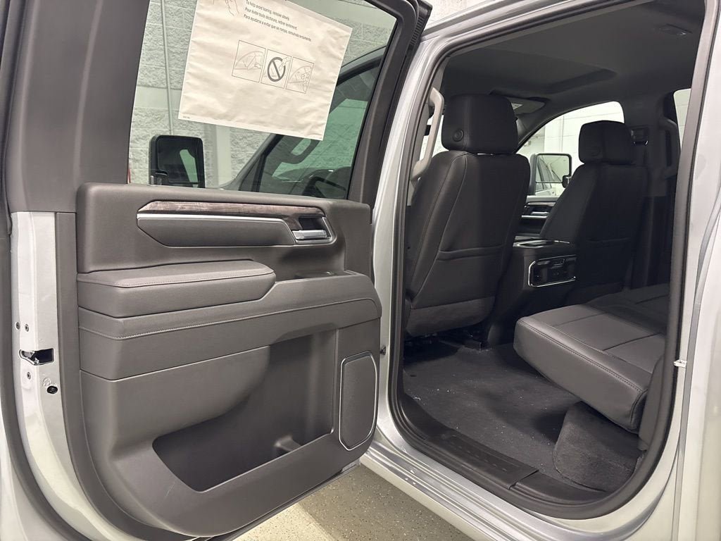 New 2026 Chevrolet Silverado 2500 LTZ w/ LTZ Plus Package AWD/4WD image 33