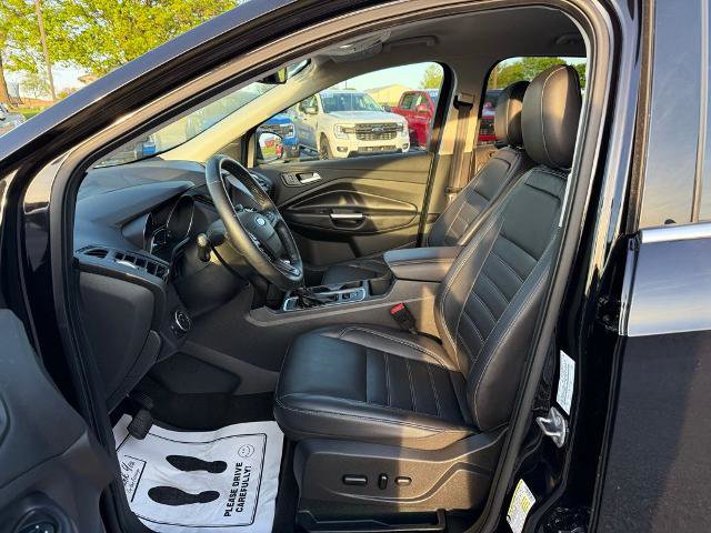 Certified 2019 Ford Escape Titanium AWD/4WD image 12