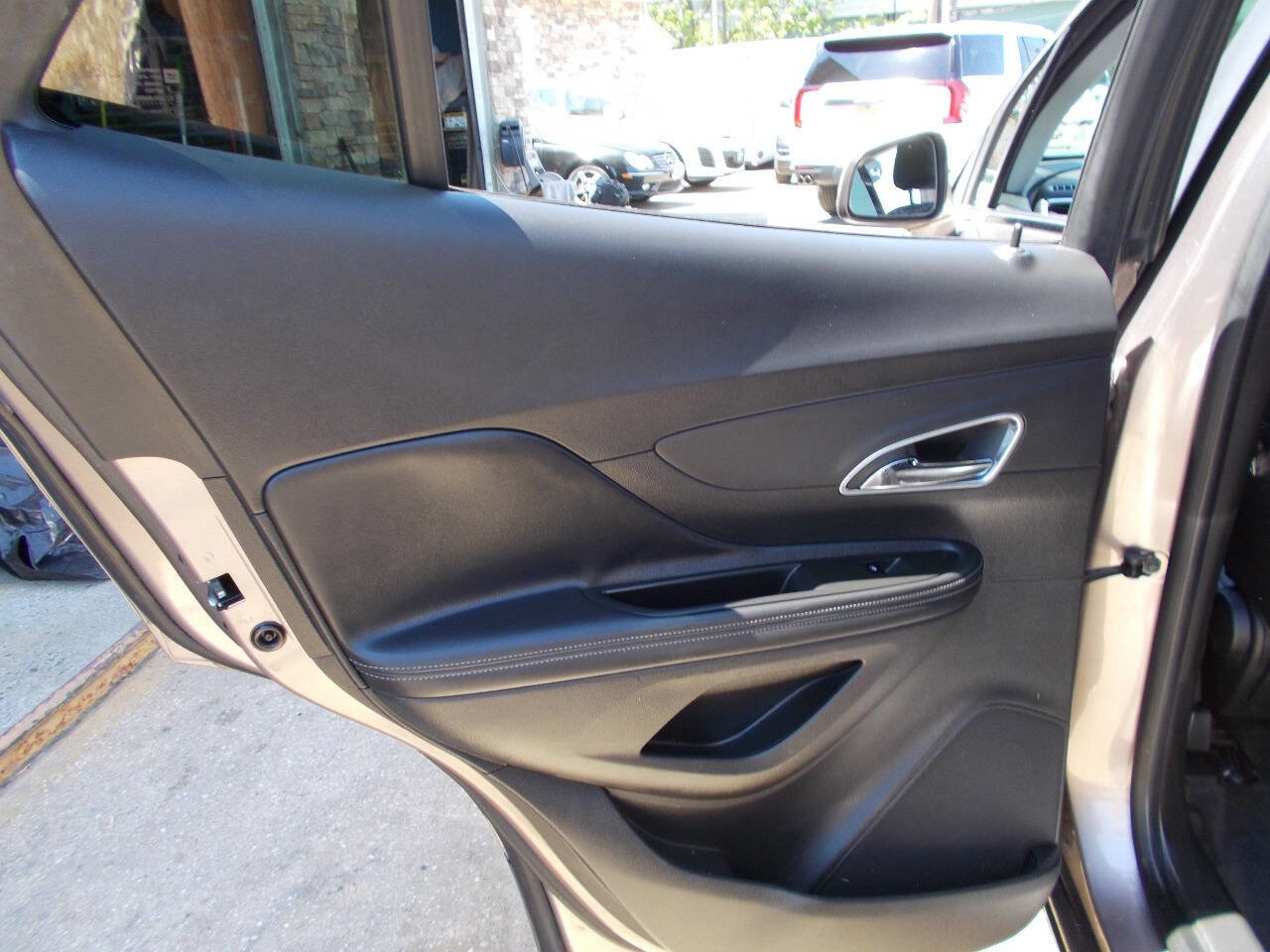 Used 2013 Buick Encore Premium AWD/4WD image 16