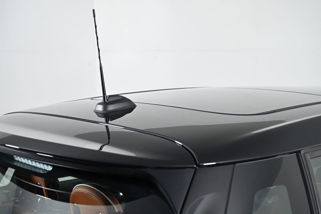 Used 2023 MINI Cooper S w/ Signature Upholstery Package image 10