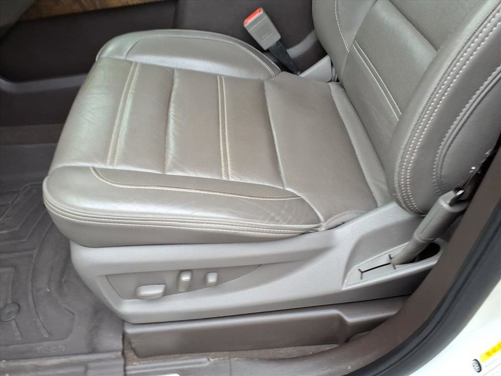 Used 2019 GMC Yukon Denali w/ Denali Ultimate Package image 23