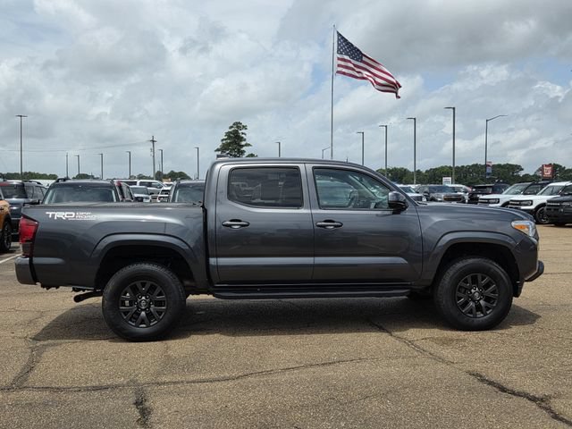 Used 2021 Toyota Tacoma SR AWD/4WD image 3