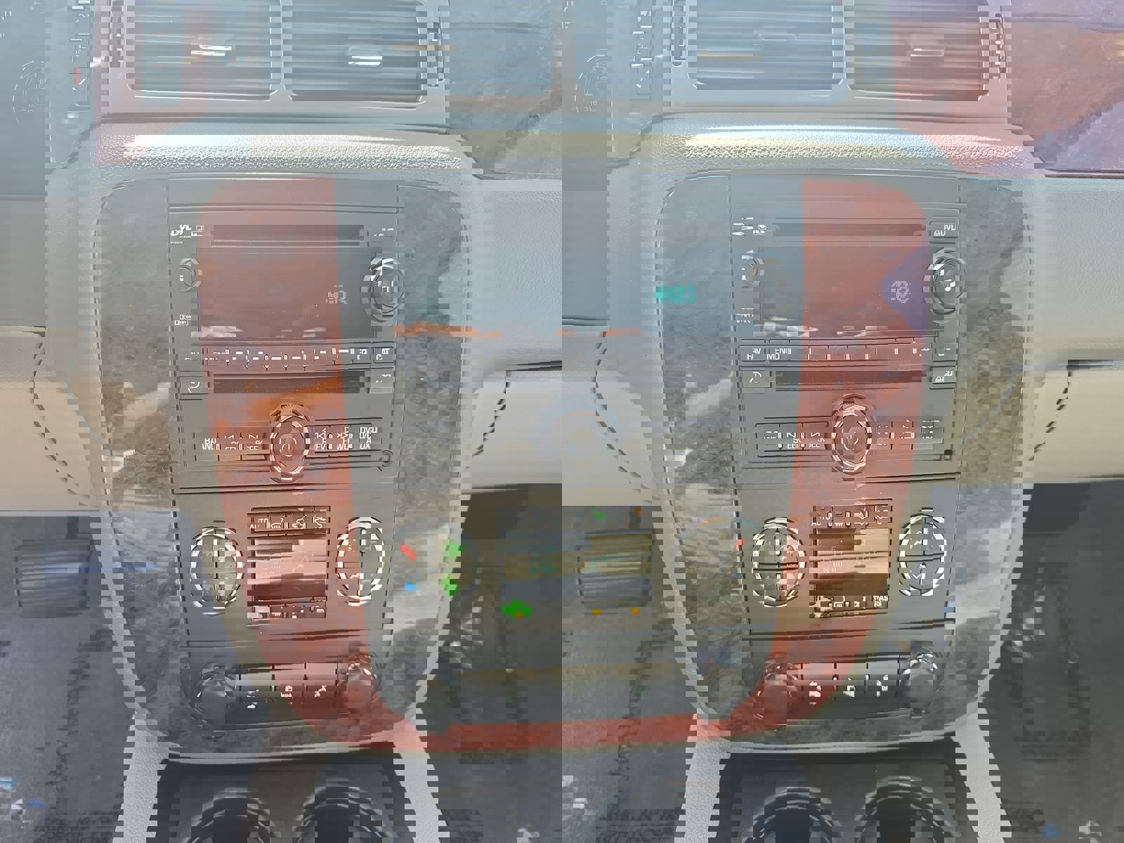 Used 2013 Chevrolet Avalanche LT w/ All-Star Edition image 25