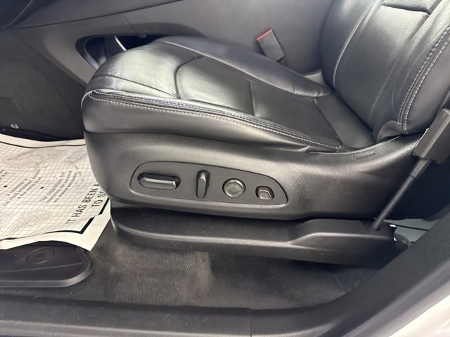 Used 2020 Buick Enclave Avenir w/ Avenir Technology Package image 20