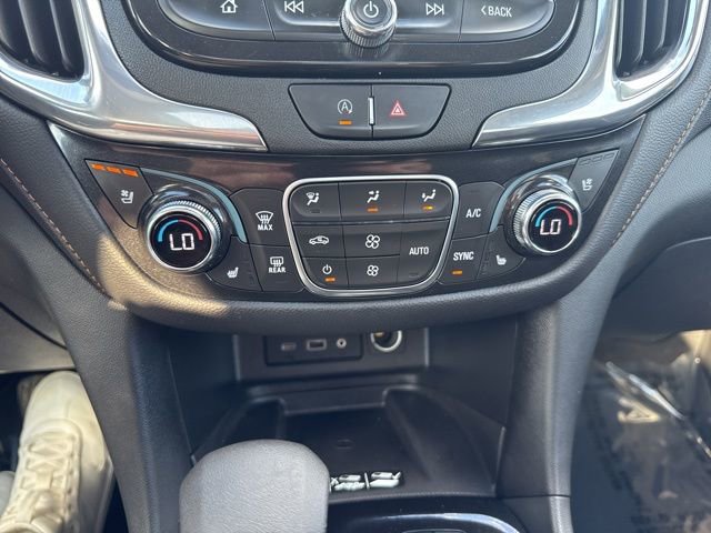 Used 2023 Chevrolet Equinox Premier image 26