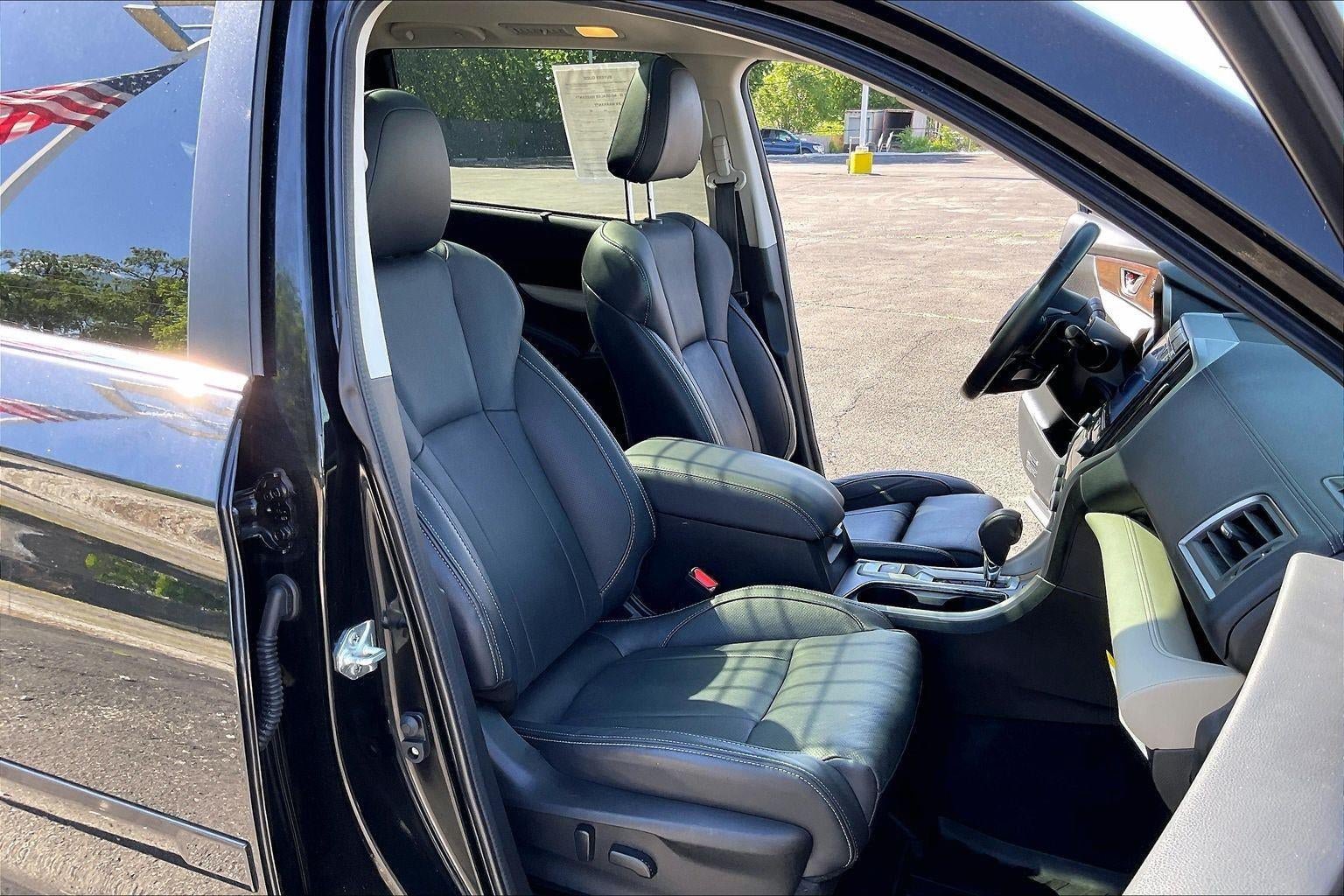 Used 2022 Subaru Ascent Touring AWD/4WD image 8