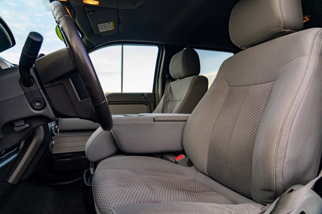 Used 2014 Ford F150 XLT w/ Equipment Group 302A Luxury image 16