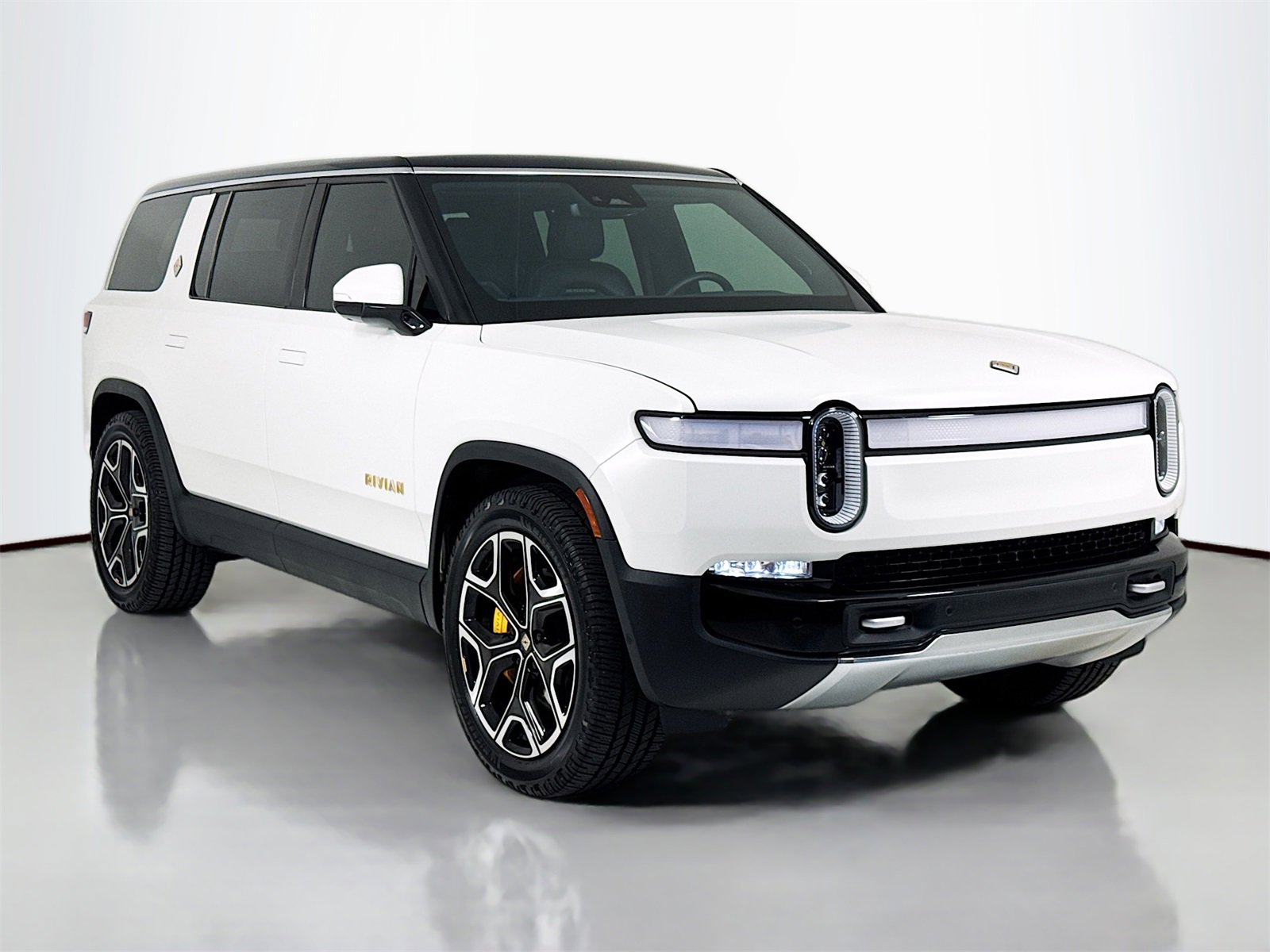 Used 2024 Rivian R1S Adventure