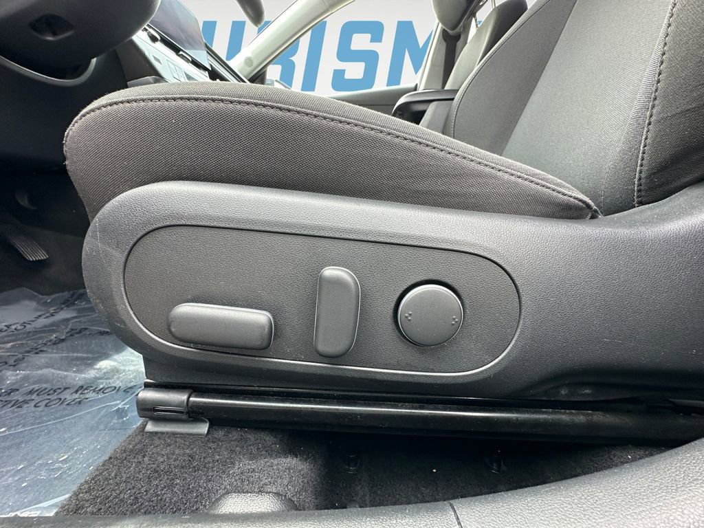 Used 2024 Hyundai Kona SEL AWD/4WD image 16