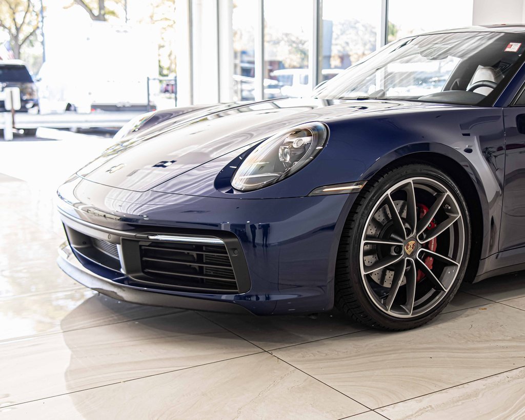 Used 2021 Porsche 911 Carrera S image 4