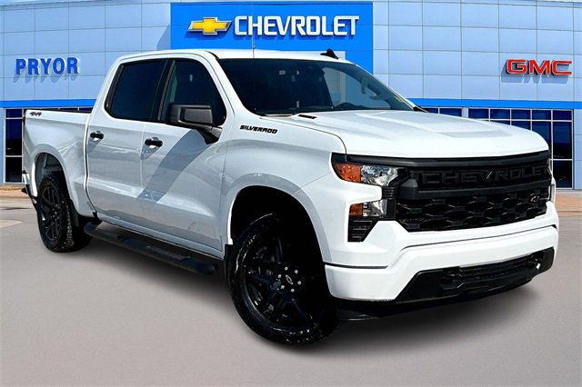 New 2026 Chevrolet Silverado 1500 Custom w/ Turbomax Blackout Package