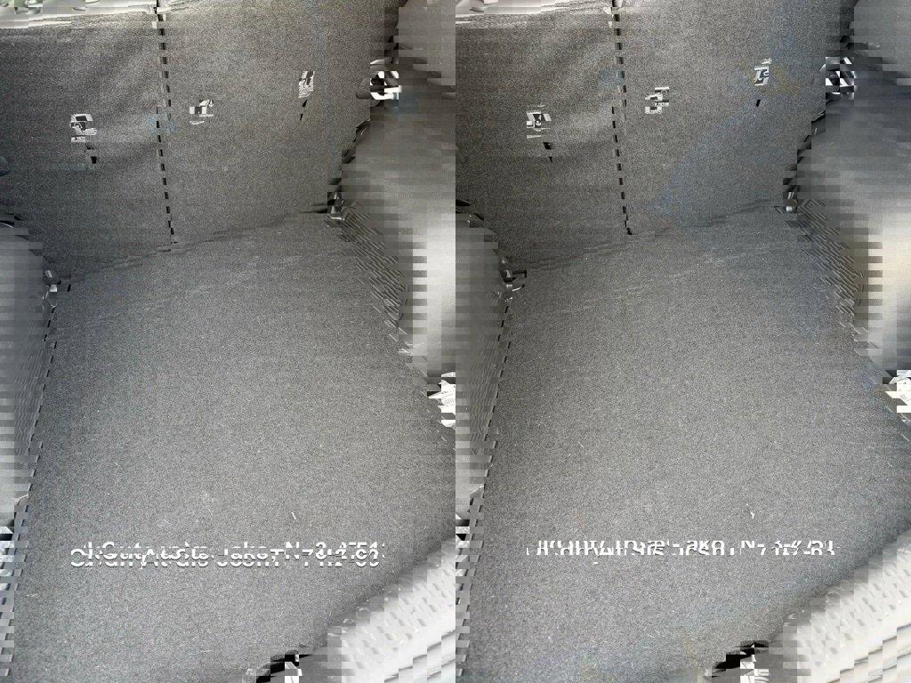 Used 2023 Kia Niro EX Touring image 12