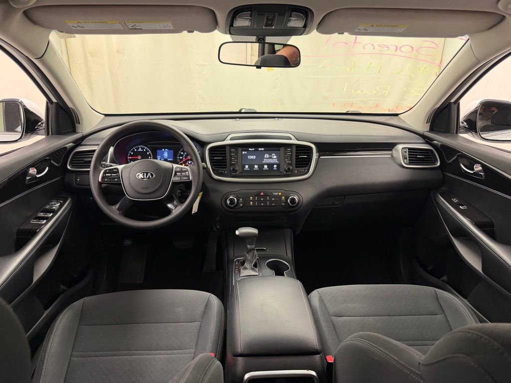 Used 2020 Kia Sorento L FWD image 23