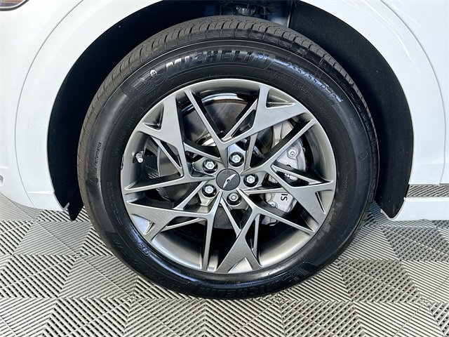 Used 2024 Genesis GV70 2.5T w/ Advanced Package image 30