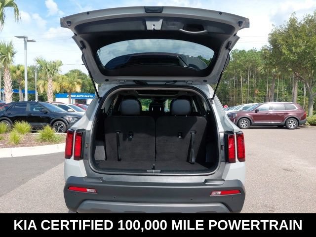 Certified 2023 Kia Sorento S w/ Panoramic Sunroof Package AWD/4WD image 33