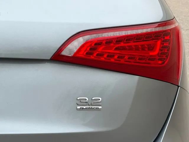 Used 2011 Audi Q5 3.2 Prestige image 39