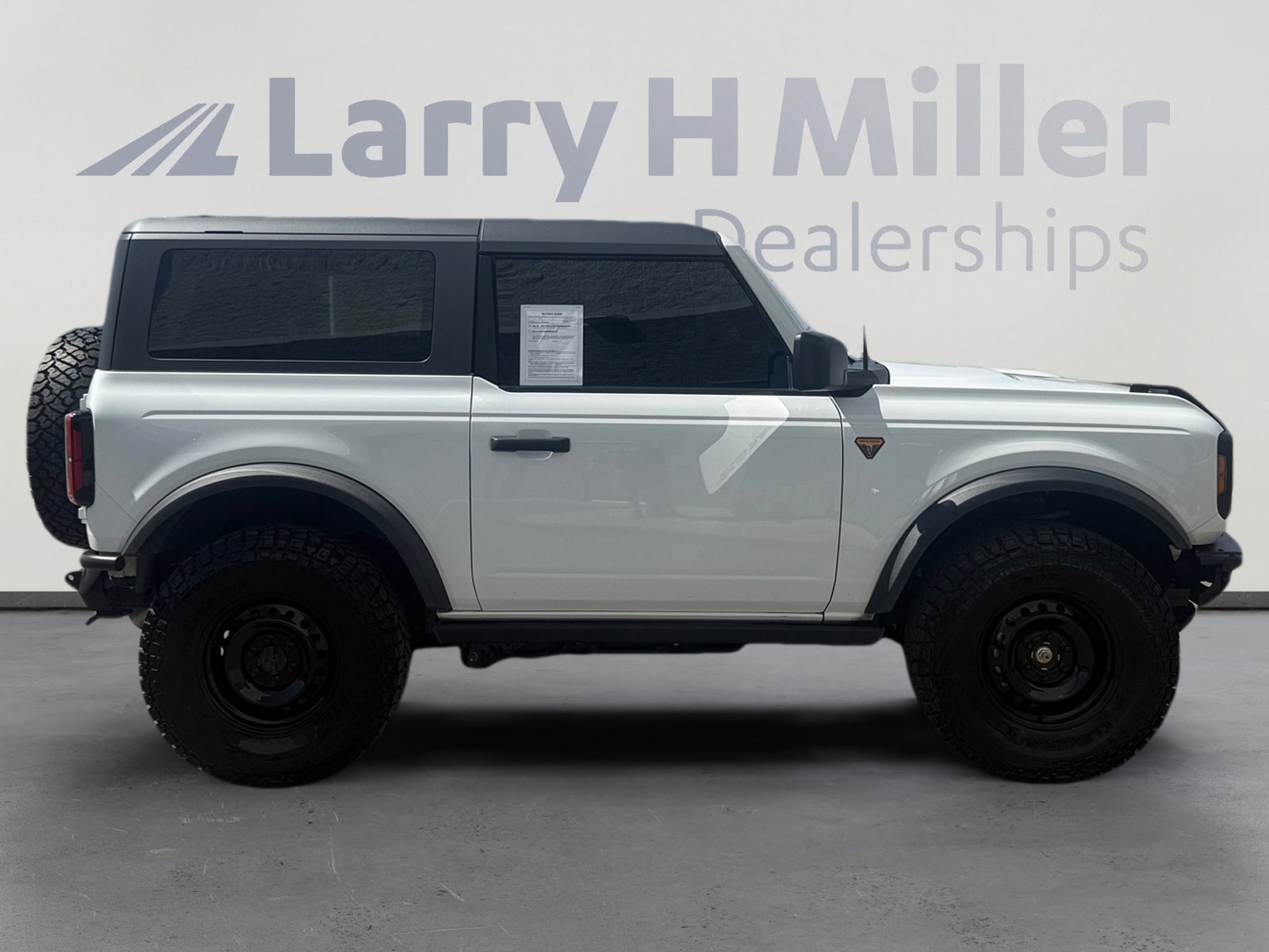 Used 2021 Ford Bronco Badlands image 6