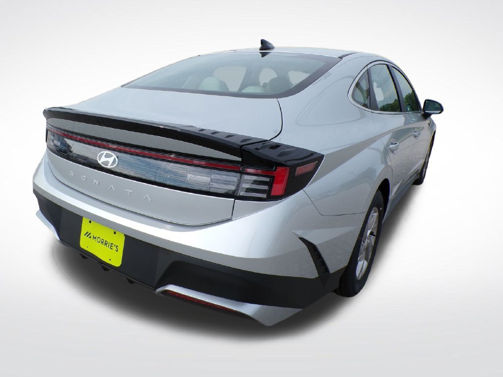New 2026 Hyundai Sonata SE FWD image 6