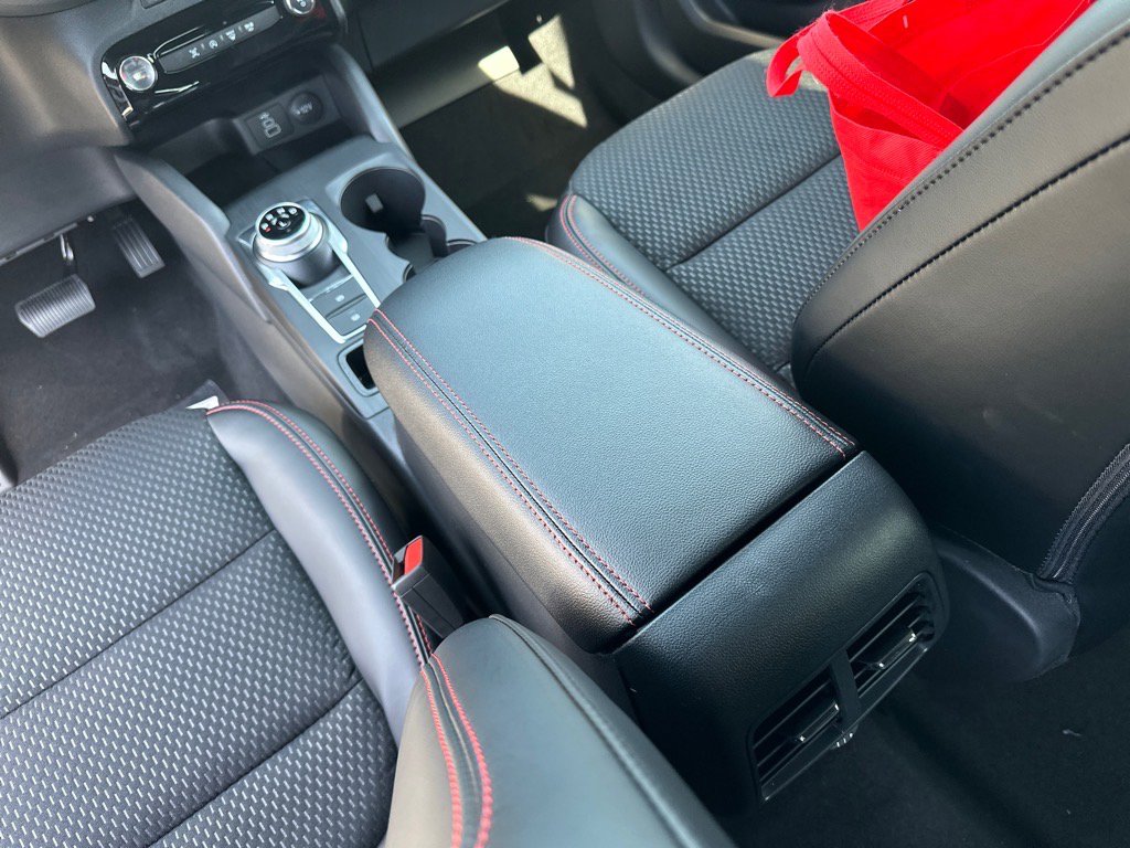 New 2025 Ford Escape ST-Line w/ Tech Pack #1 image 30