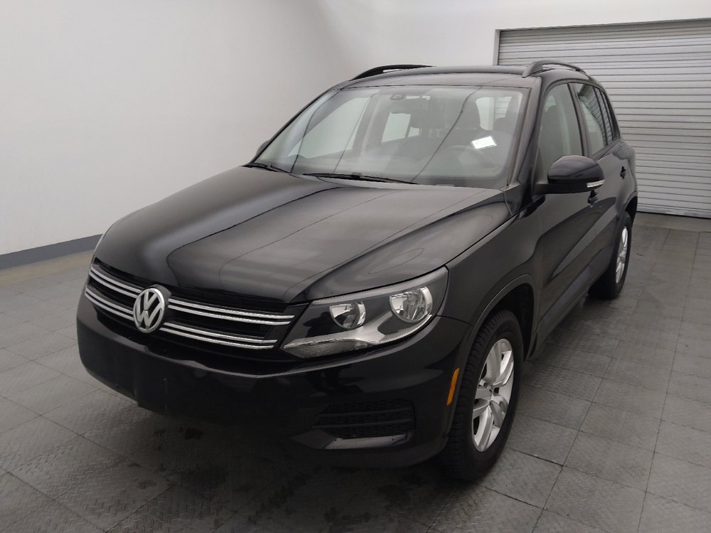 Used 2017 Volkswagen Tiguan S image 15