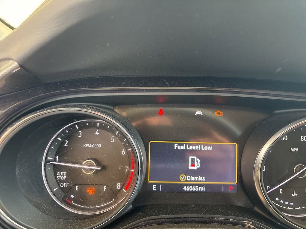 Used 2023 Buick Encore GX Select image 5