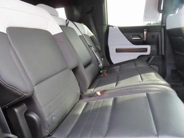Used 2024 GMC Hummer EV 2X image 45