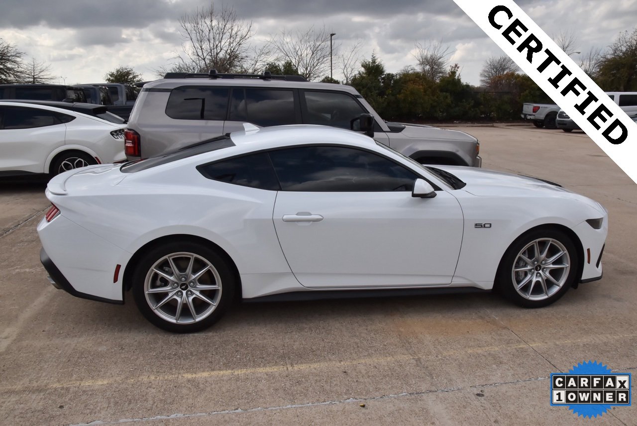 Used 2025 Ford Mustang GT Premium image 5