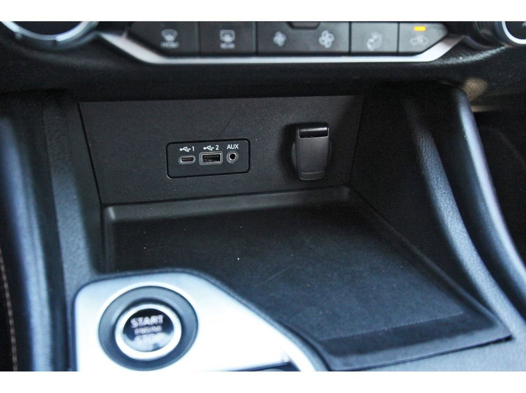 Used 2021 Nissan Sentra SR w/ Lighting Package image 29