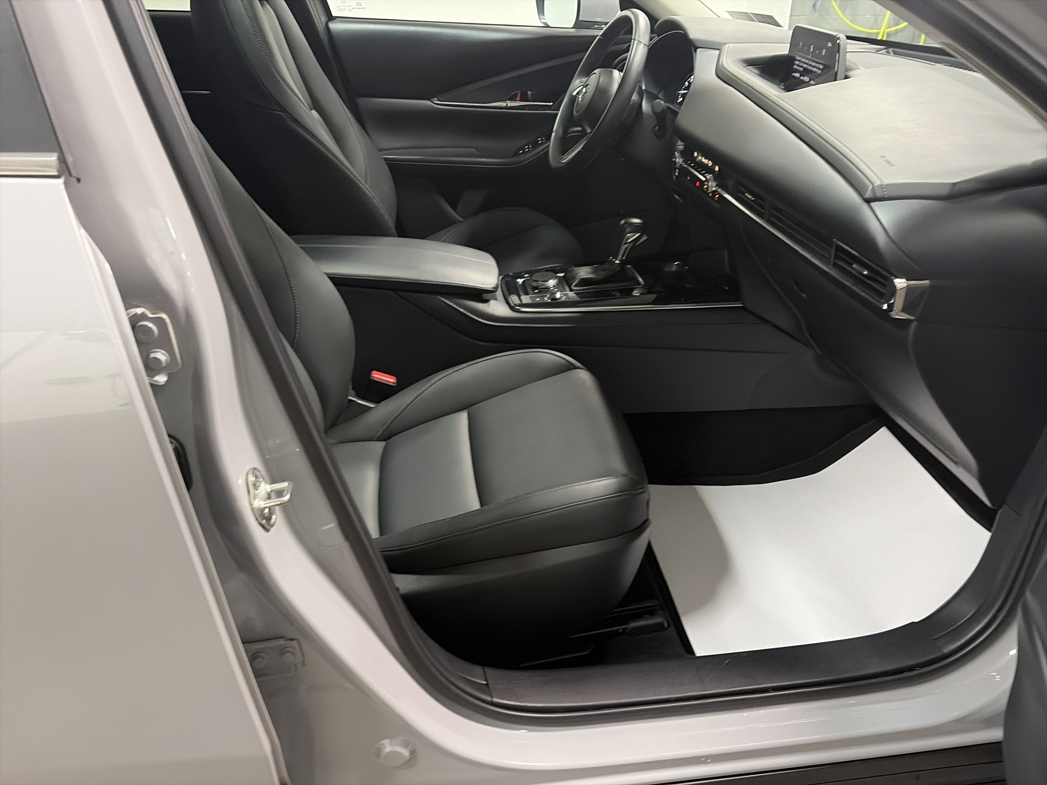 Used 2025 MAZDA CX-30 AWD 2.5 S w/ Preferred Package image 31