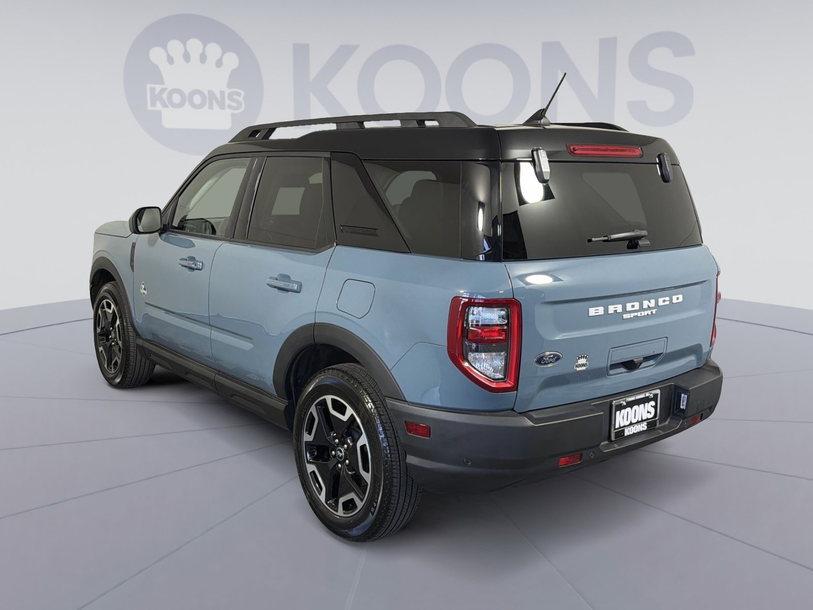 Used 2023 Ford Bronco Sport Outer Banks w/ Tech Package image 4