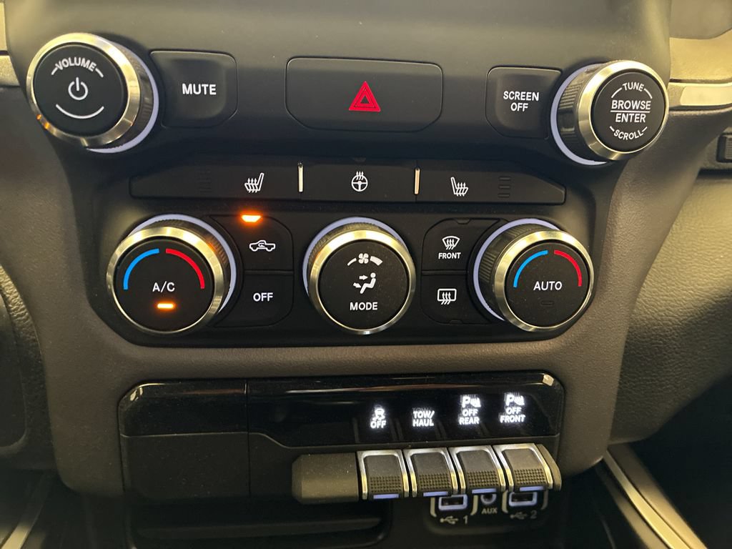 Used 2022 RAM 1500 Big Horn AWD/4WD image 19