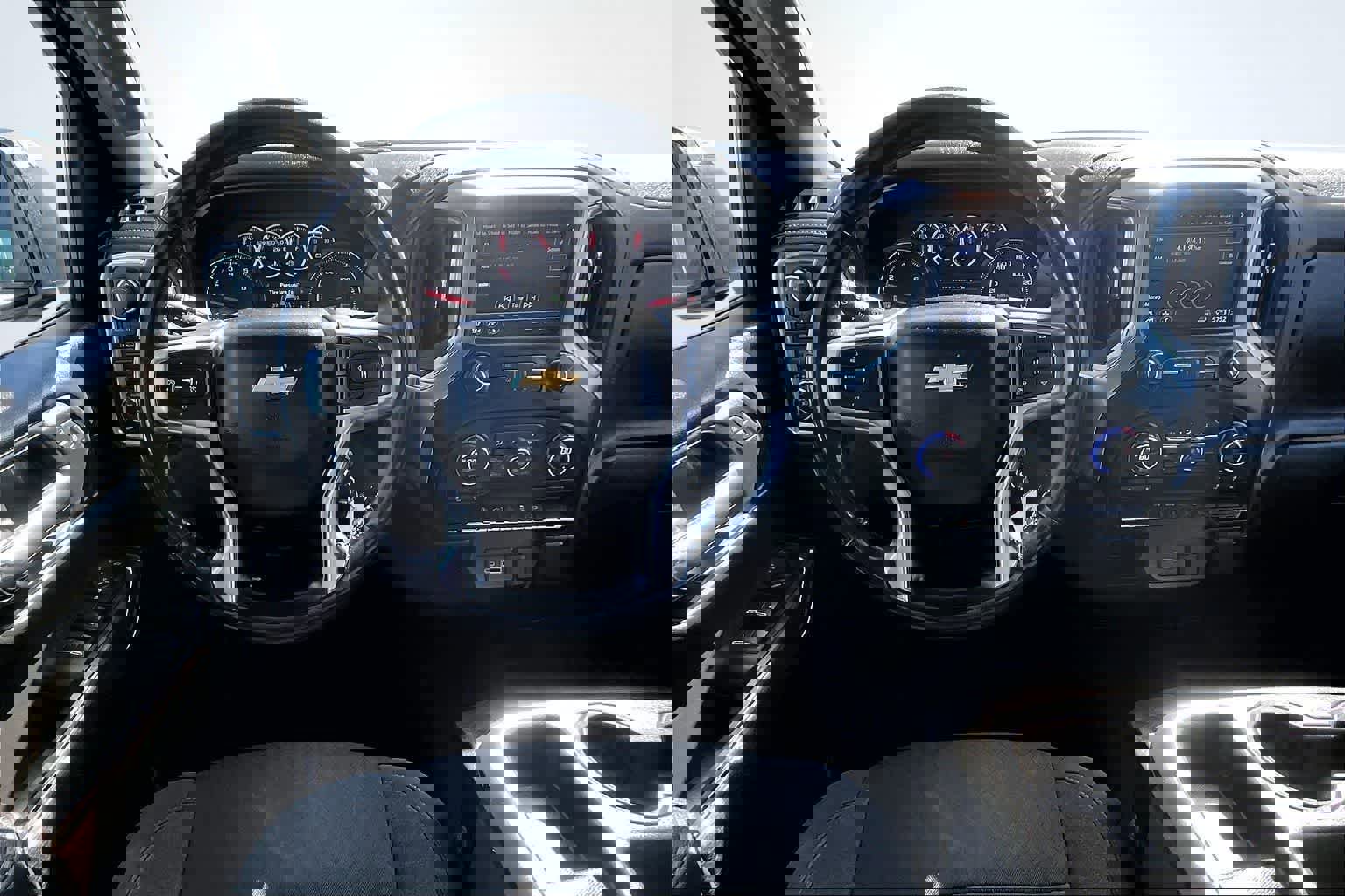 Used 2021 Chevrolet Silverado 1500 LT w/ Fleet Comfort Package image 15