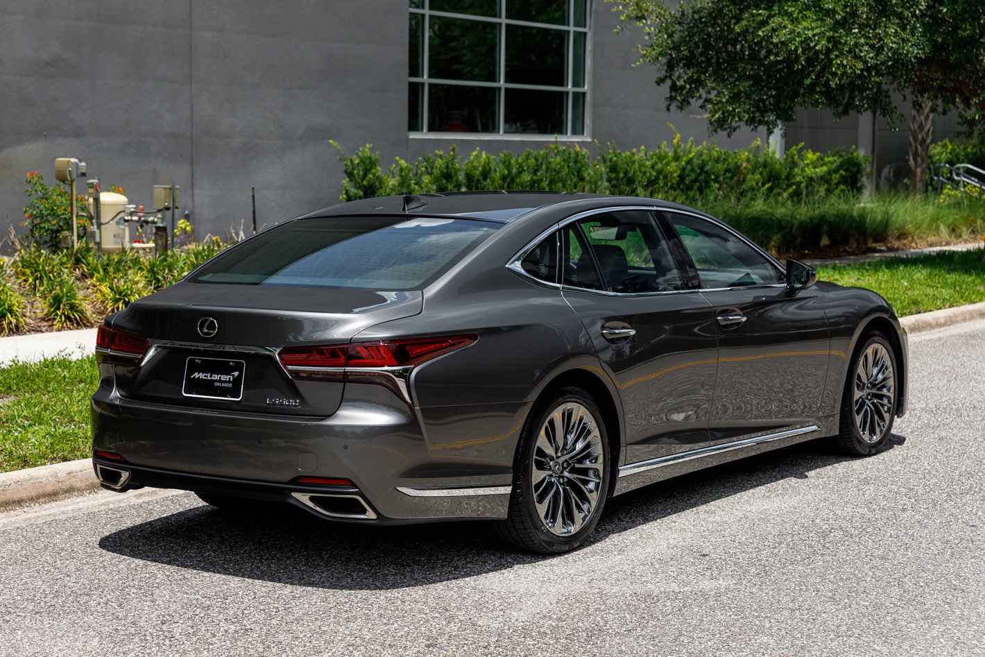 Used 2020 Lexus LS 500 w/ Interior Upgrade Package RWD image 12