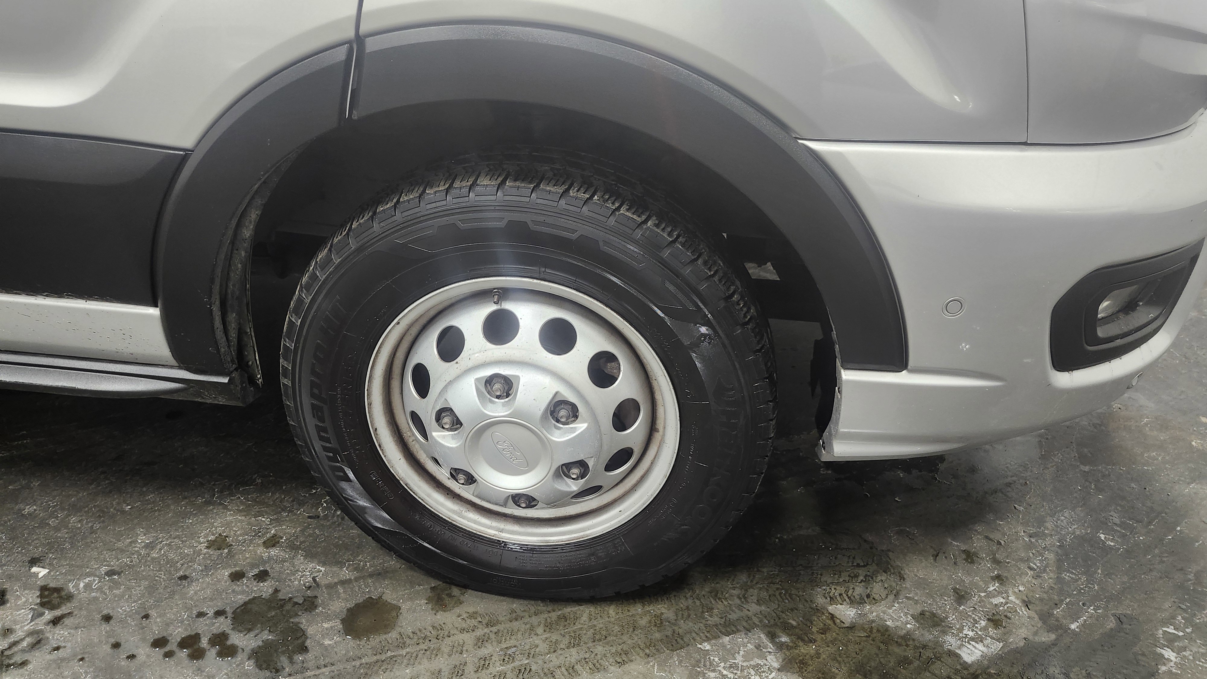 Used 2022 Ford Transit 350 XLT image 10