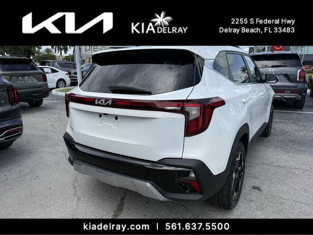 Certified 2024 Kia Seltos EX FWD image 3
