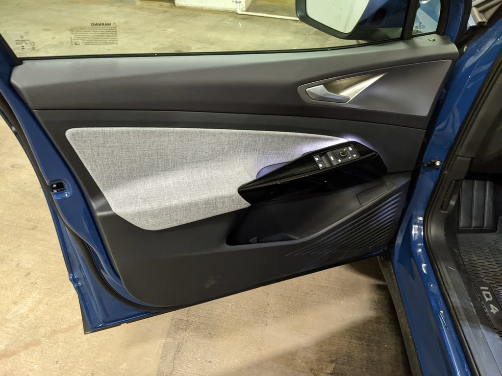 New 2026 Volkswagen ID.4 Pro RWD image 9