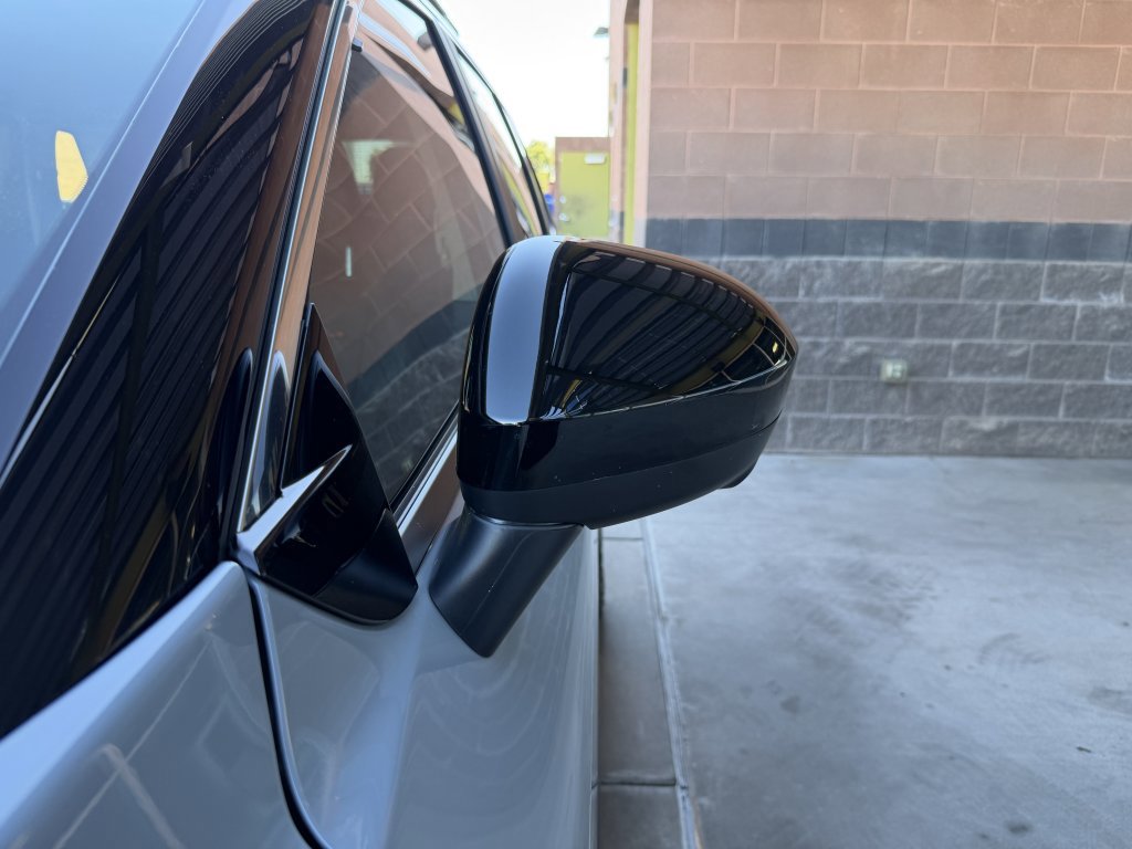 Used 2025 Nissan Rogue SV image 12