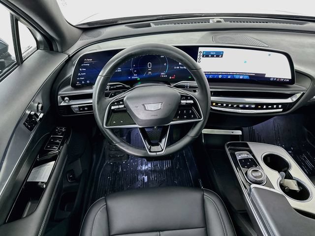Used 2024 Cadillac Lyriq Tech AWD/4WD image 3